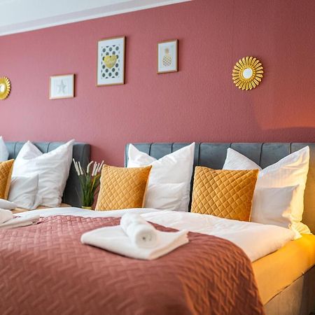 Golden Design Apartment Familie Business 6 Pers Buero Fitnessecke Naehe Messe Dus 1000 Mbit دوسبرغ المظهر الخارجي الصورة