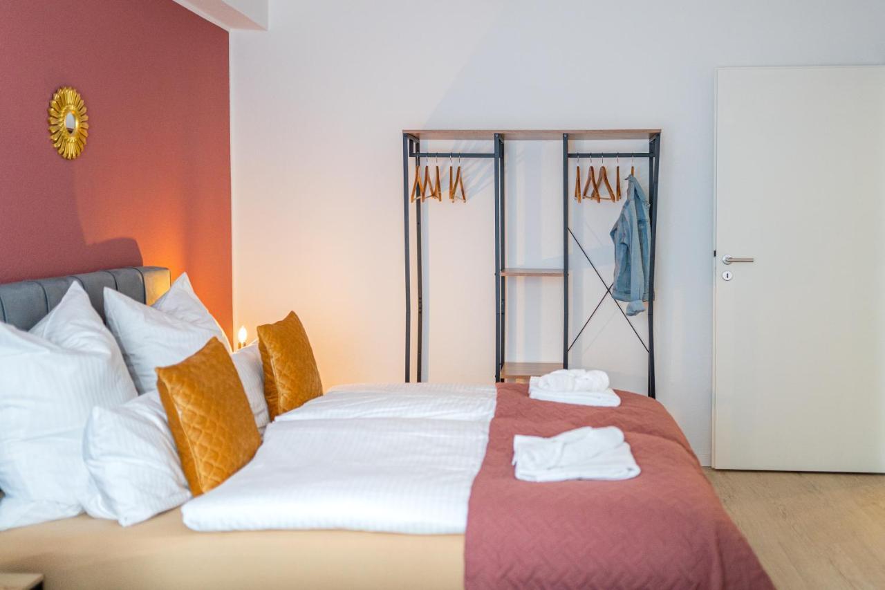 Golden Design Apartment Familie Business 6 Pers Buero Fitnessecke Naehe Messe Dus 1000 Mbit دوسبرغ المظهر الخارجي الصورة