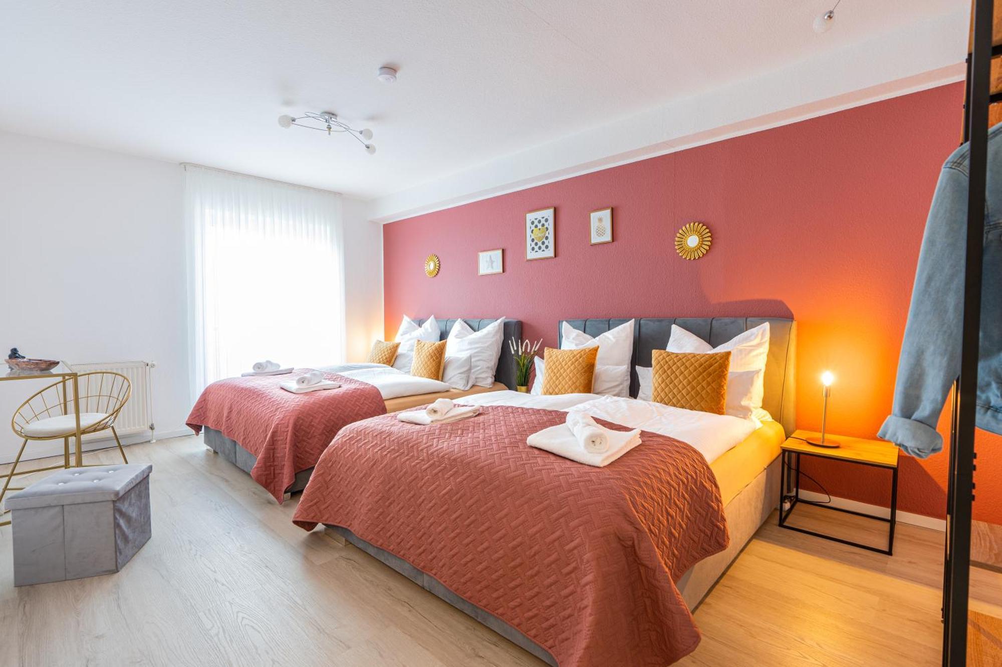 Golden Design Apartment Familie Business 6 Pers Buero Fitnessecke Naehe Messe Dus 1000 Mbit دوسبرغ المظهر الخارجي الصورة